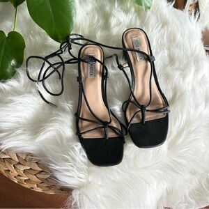Steve Madden x Ivanna Black Strappy Sandals 8
